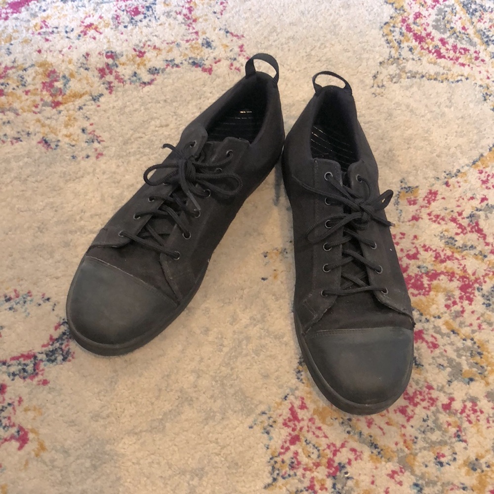 Woobies Black Sneakers